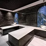 Апартаменты Qoople Legend A - Stylish By The Sea